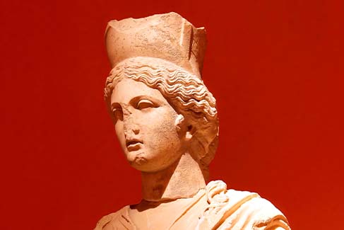 diosa de la fortuna griega
